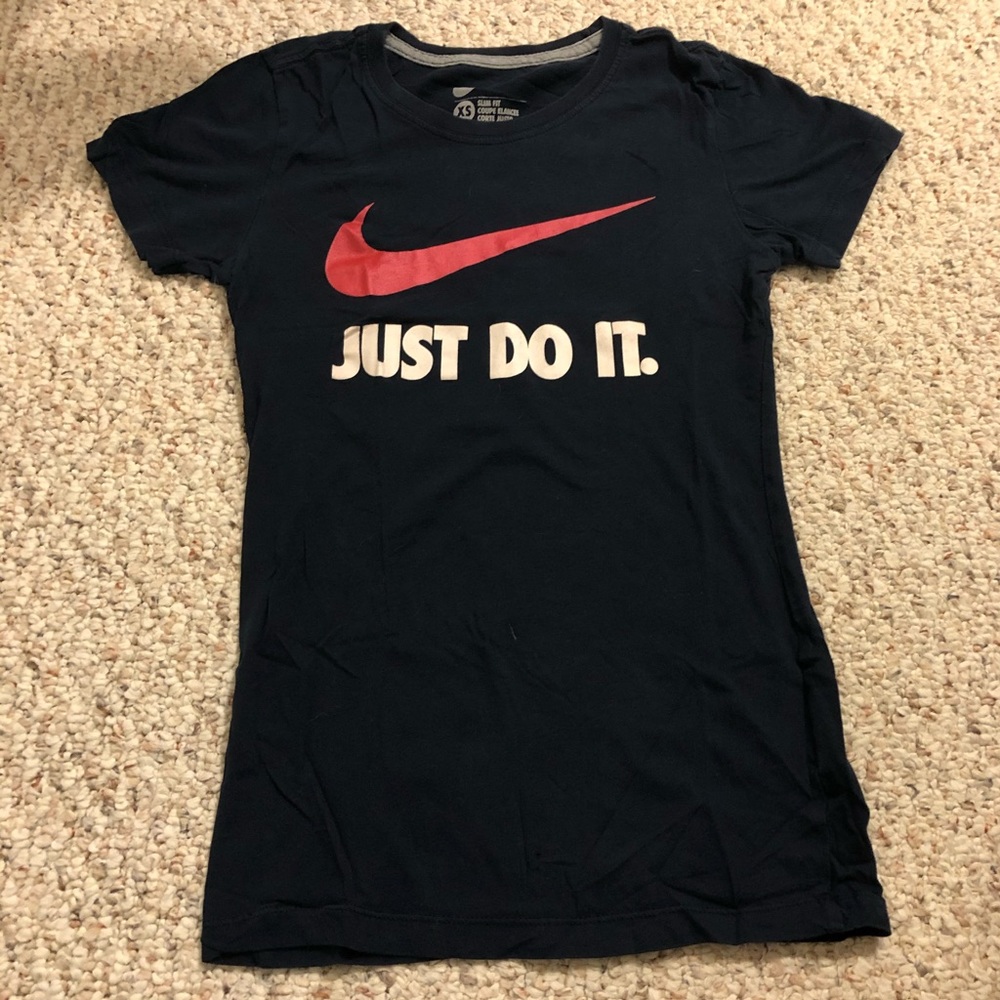NIKE— Women’s “Just Do It” Slim Tee
